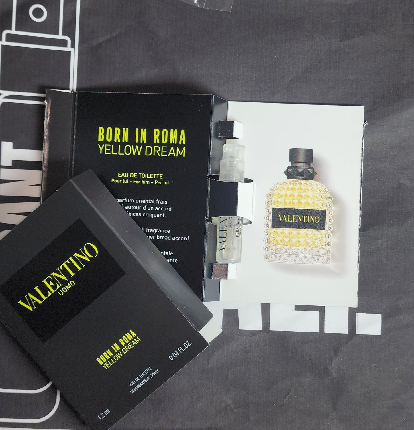 Echantillon Valentino UOMO Born In Roma Yellow Dream Homme