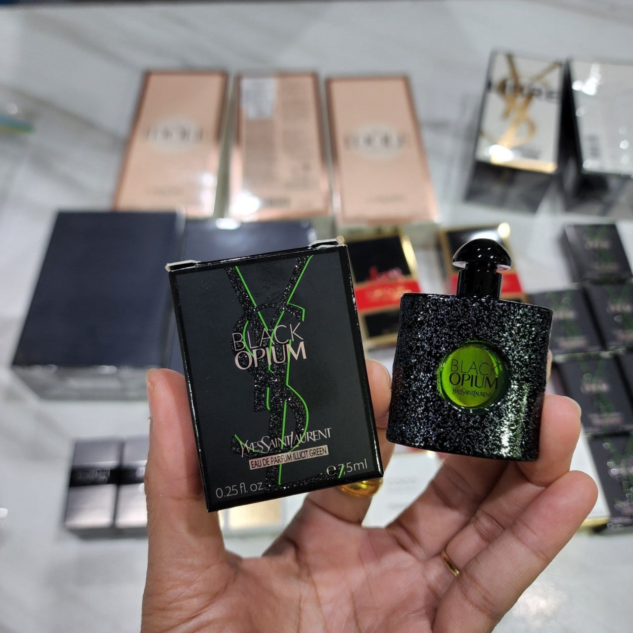 Miniature Yves Saint Laurent Black Opium Illicit Green 7ml