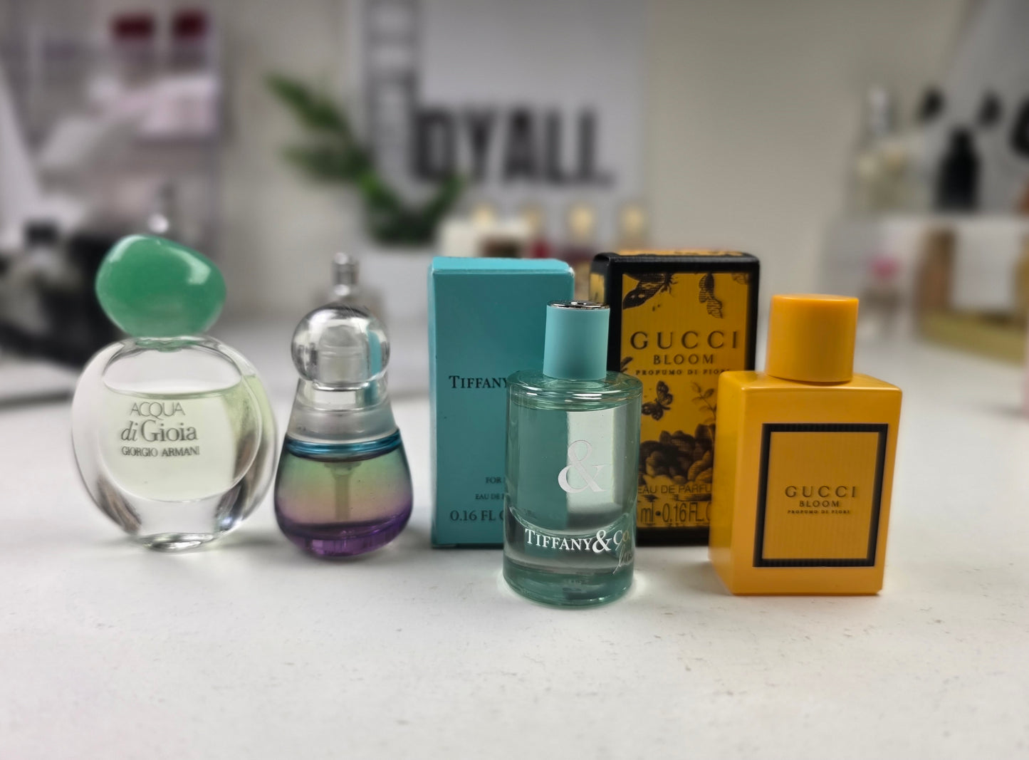. Pack 4 Miniatures Gucci + Tiffany&Co + Ester Lauder + Armani