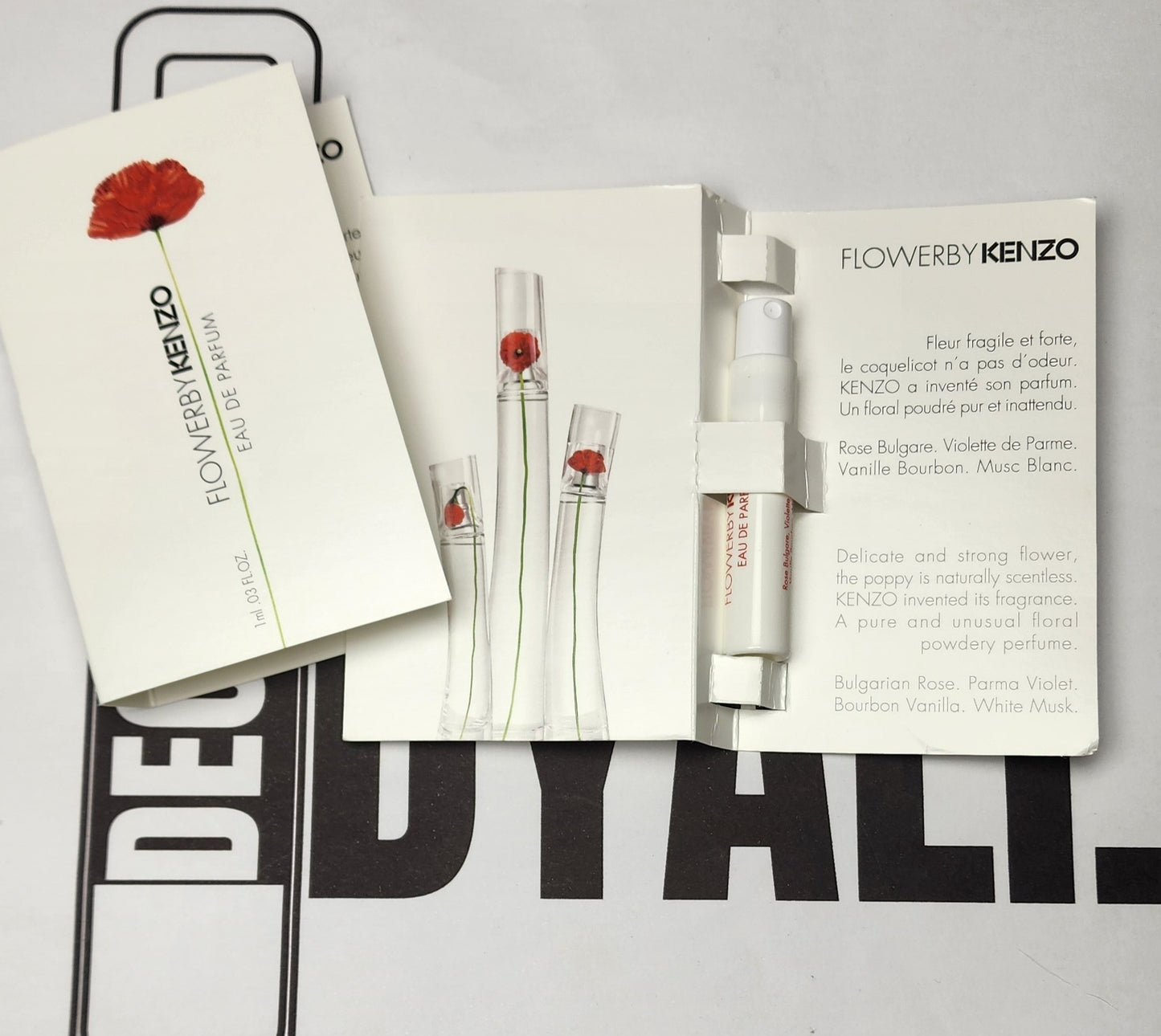 Echantillon Flowers By Kenzo