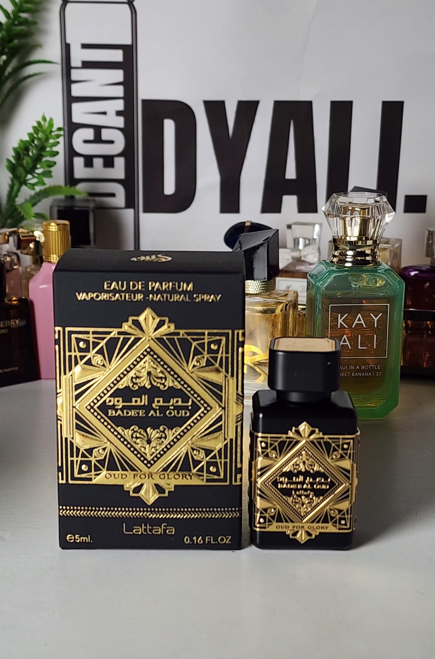 Miniature Badee Al Oud Our For Glory Lattafa