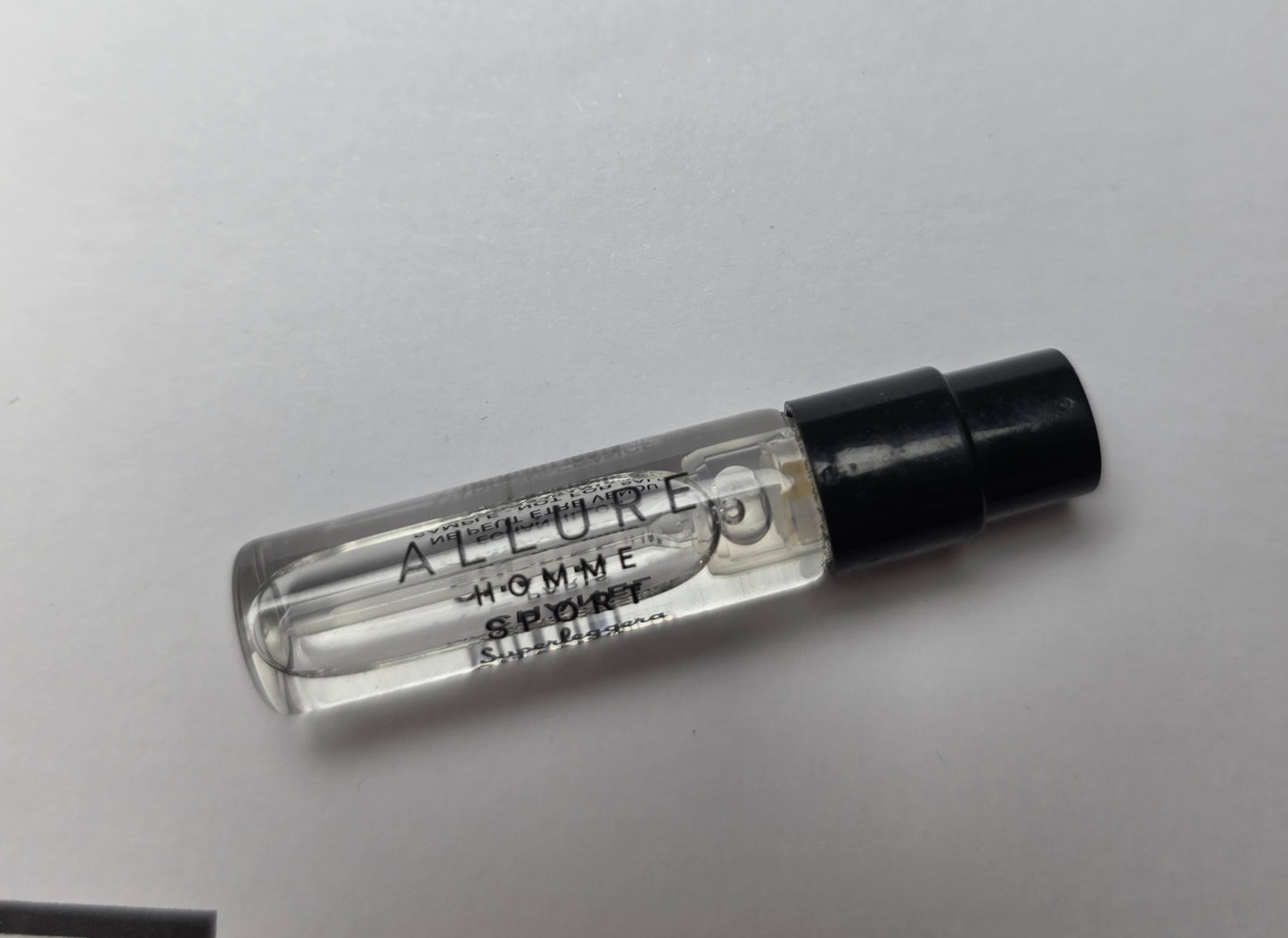 Echantillon Allure Homme Sport Superleggera by Chanel – Parfum Boisé Aromatique pour homme