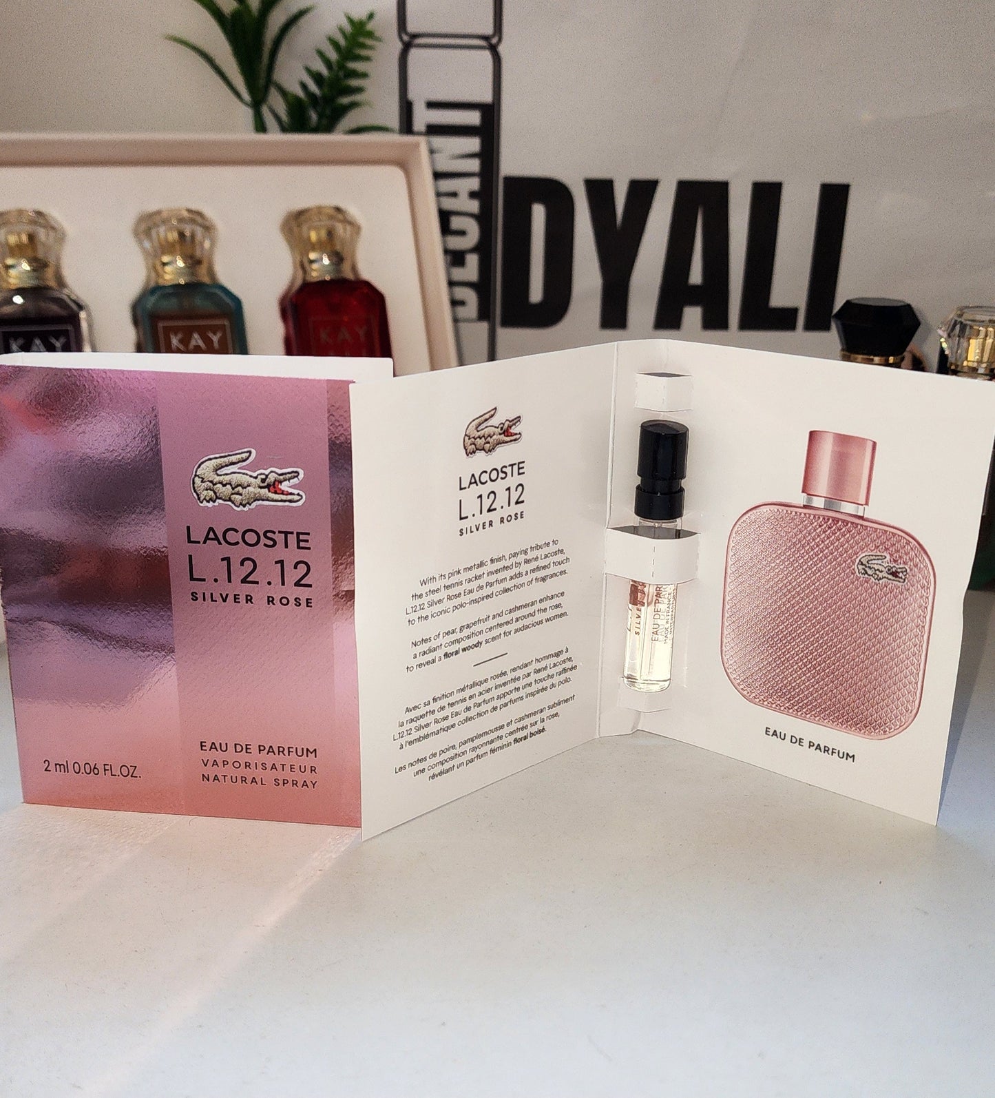 Echantillon Lacoste L.12.12 pour femme Silver Rose 2ml