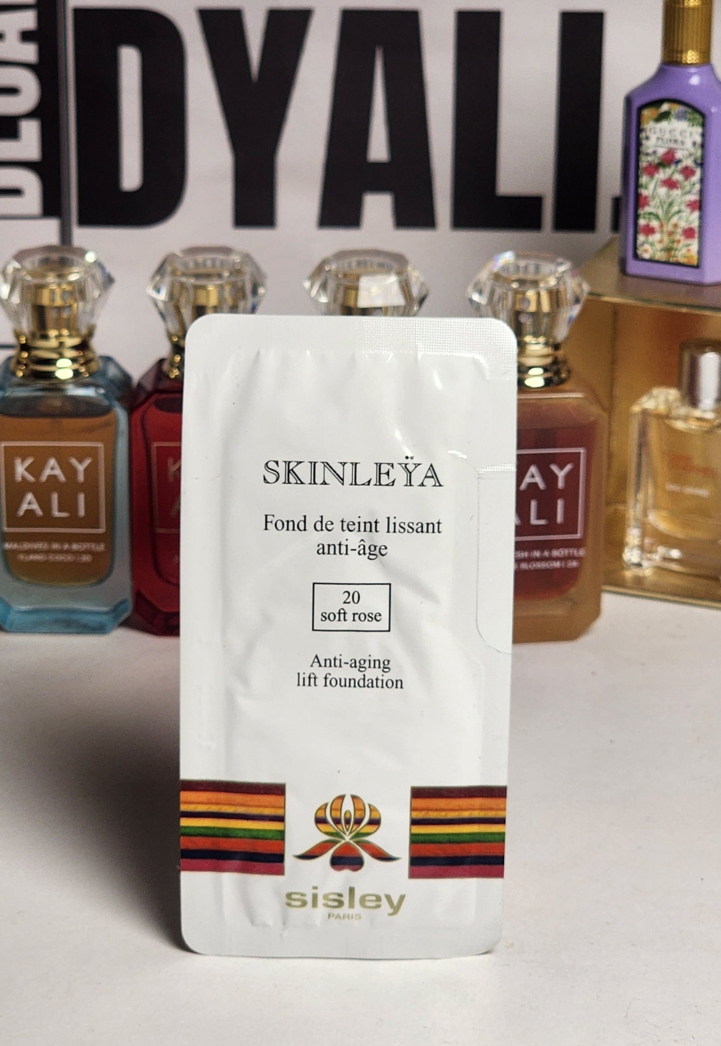 Miniature SKINLEYA By Sisley Fond de Teint Lissant Anti Age Couleur Soft Rose 20