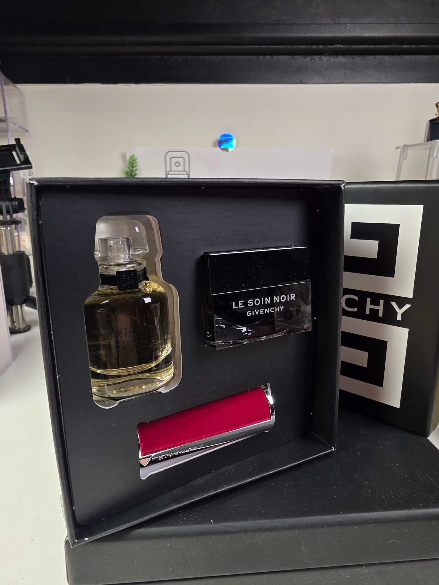 Coffret Miniature Linterdit 10ml + mini rouge Givenchy + Le Soin Noir