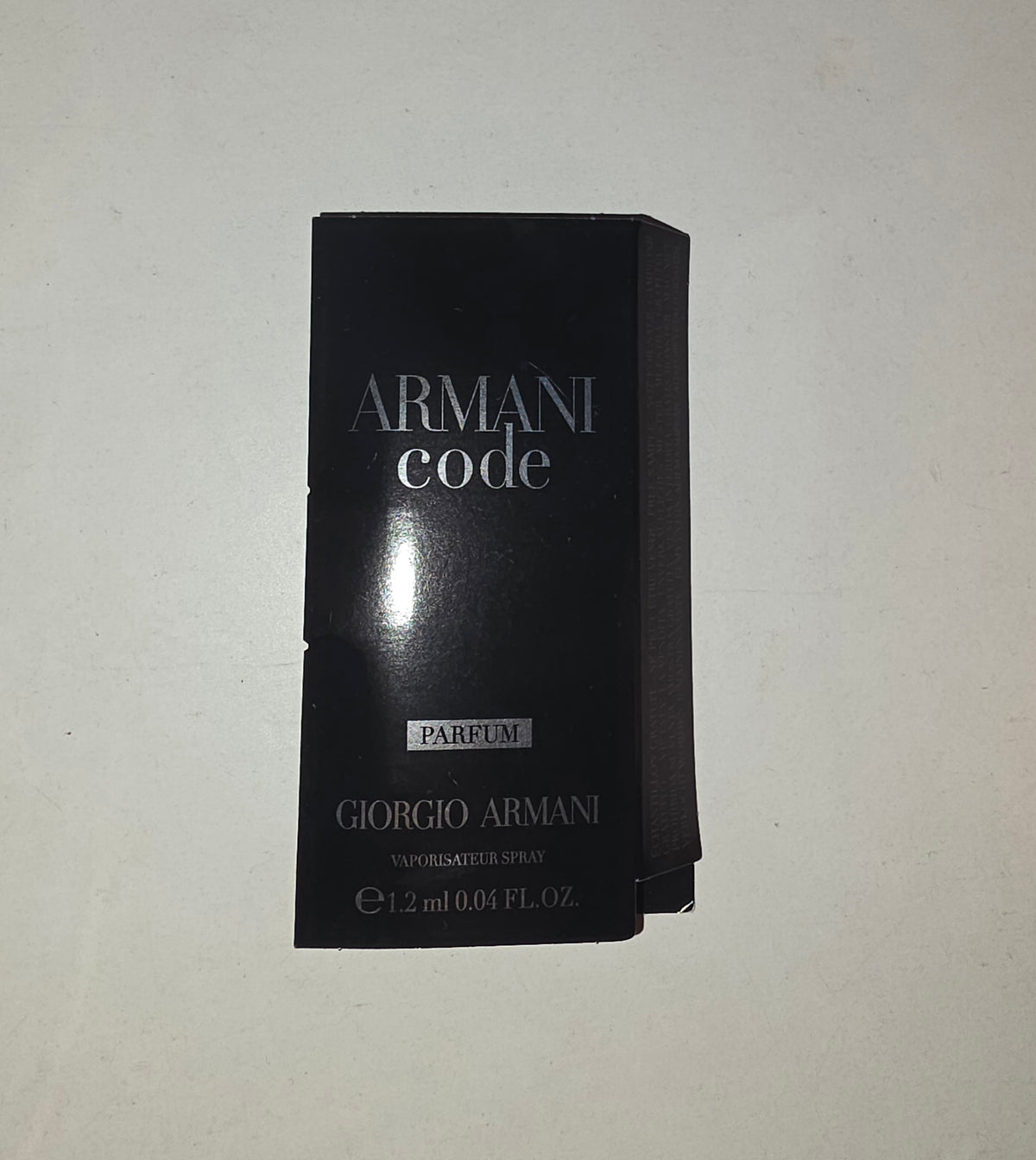 Echantillon Armani Code le parfum