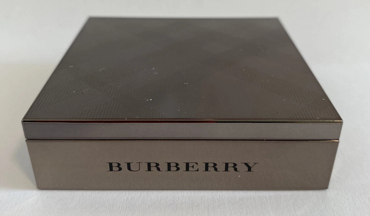 Burberry Fresh Glow Compact Luminous Foundation Ochre Nude No 12 8g
