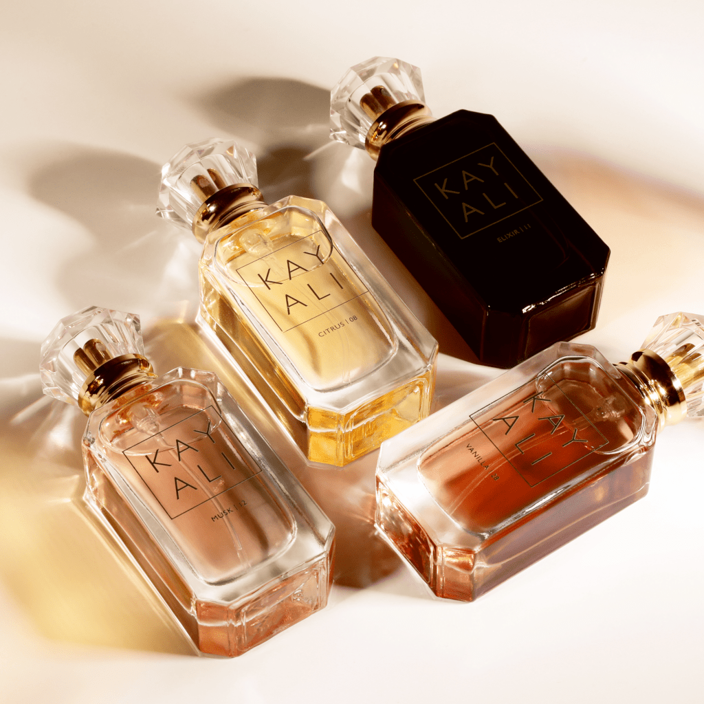 Miniature Kayali vanilla Royale Sugared Patchouli 64