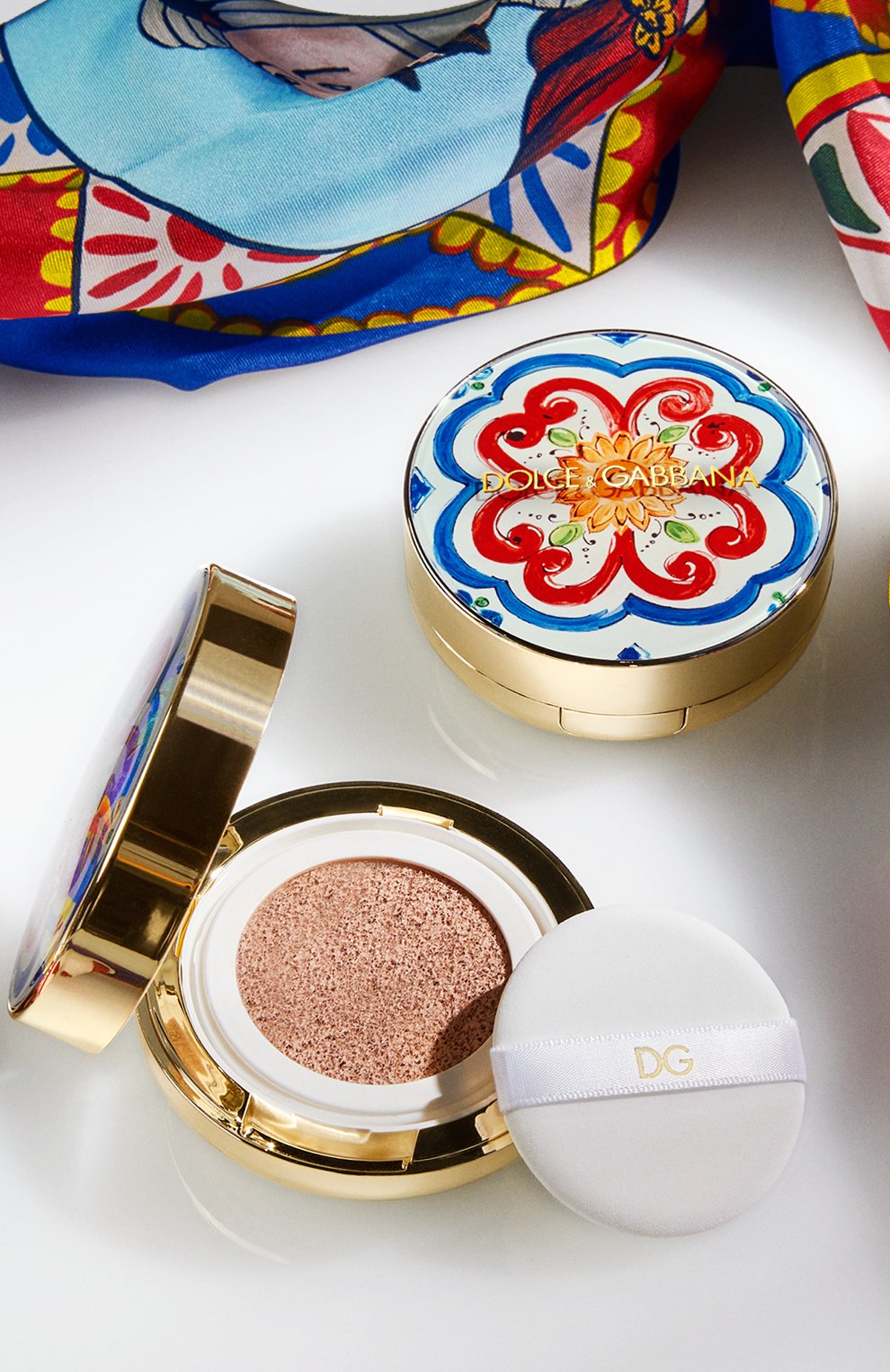 Dolce & Gabbana Solar Glow Cushion case + Healthy Glow Cushion Foundation
