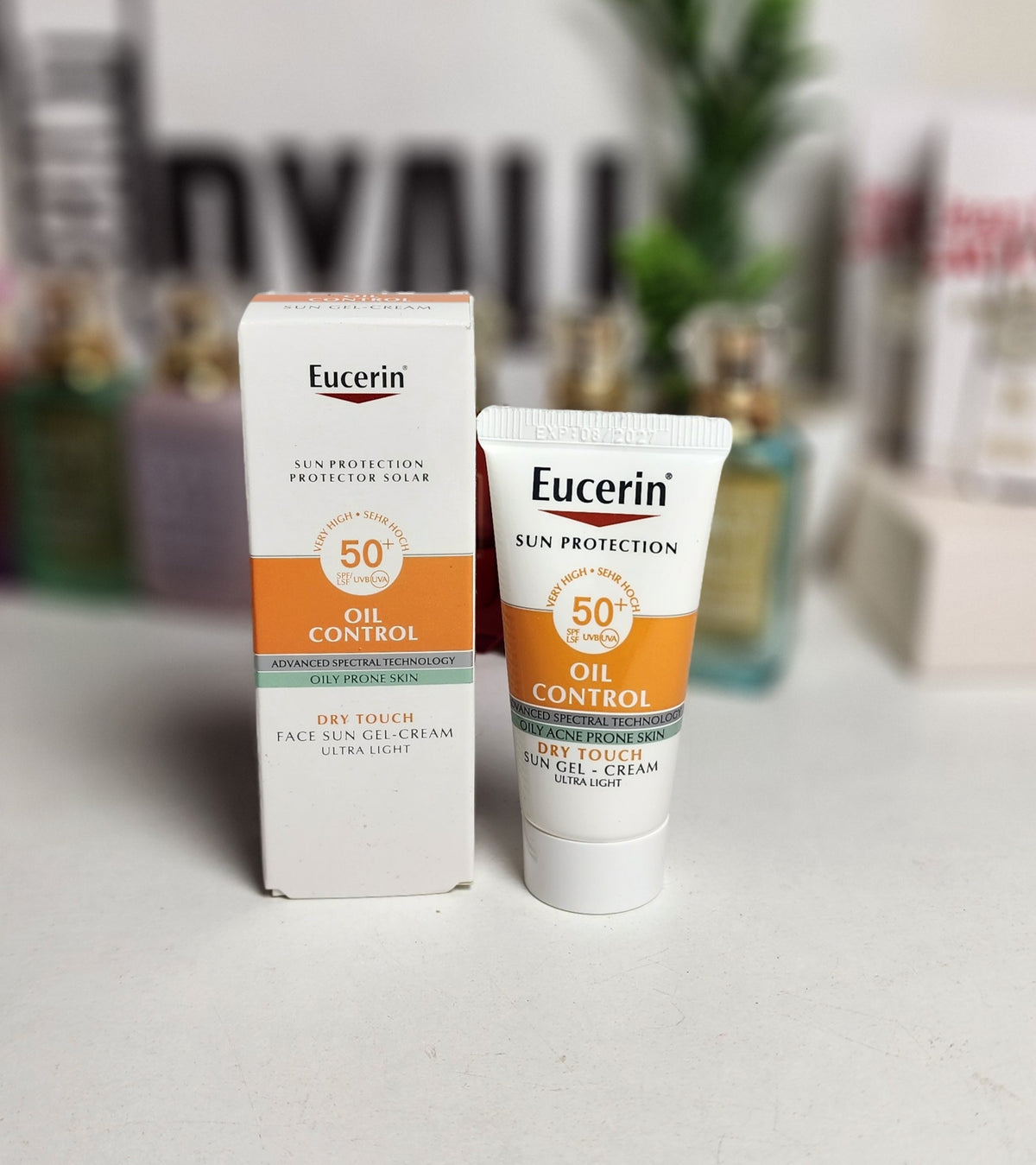 Miniature Eucerin Sun Protection Oil Control 20ml 50+ Spf