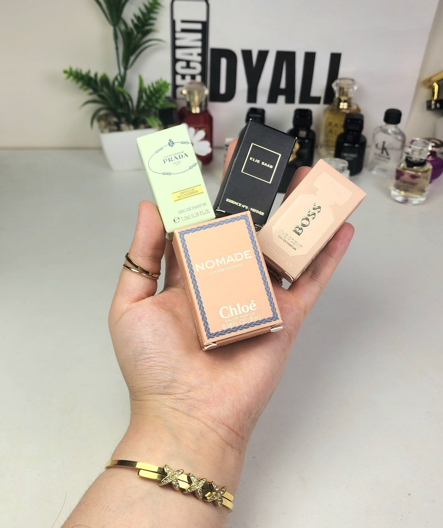 .Pack 4 Miniatures Boss + Elie Saab + Chloe + Prada