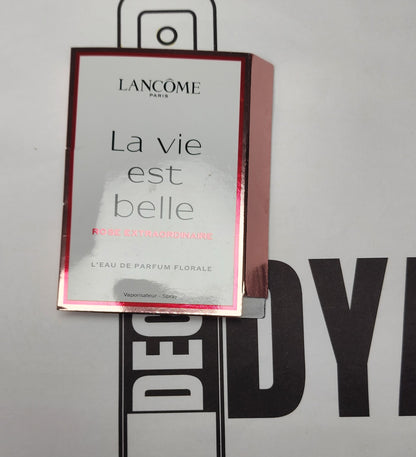 Echantillon La Vie Est Belle Rose Extraordinaire
