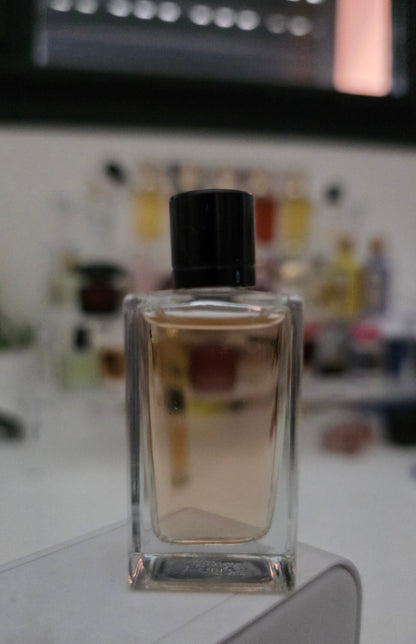 Miniature YSL Yves Saint Laurent
Le Vestiaire des Parfums Tuxedo
Eau de Parfum 7.5ml