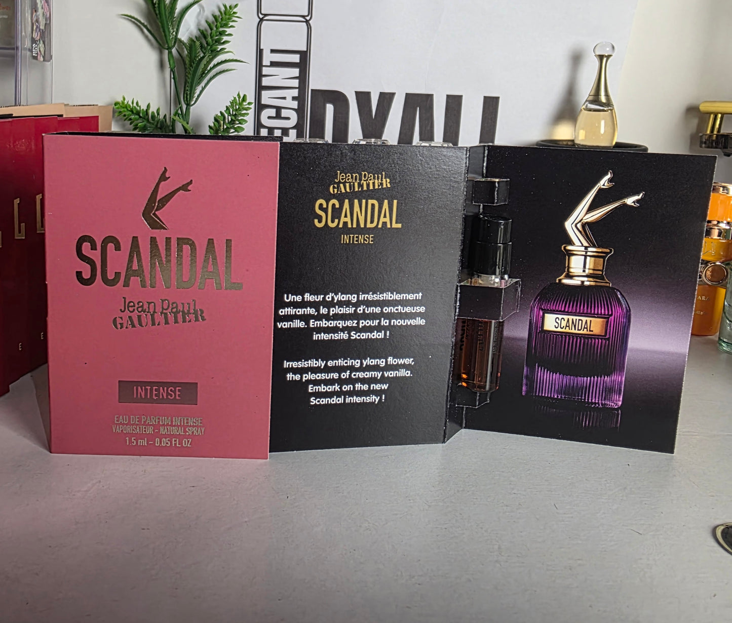 Echantillon Scandal Intense pour Femme
